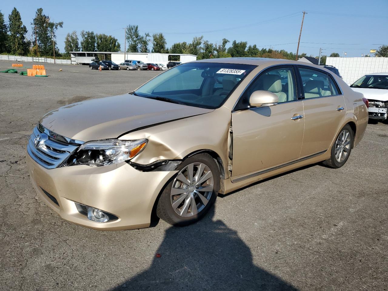 2011 TOYOTA Avalon
