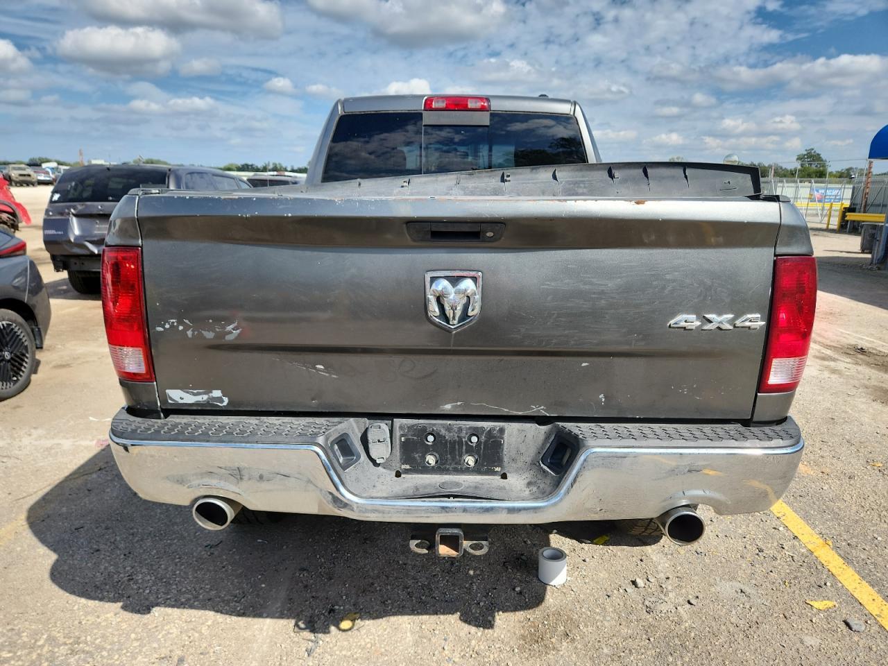 2011 DODGE RAM 1500