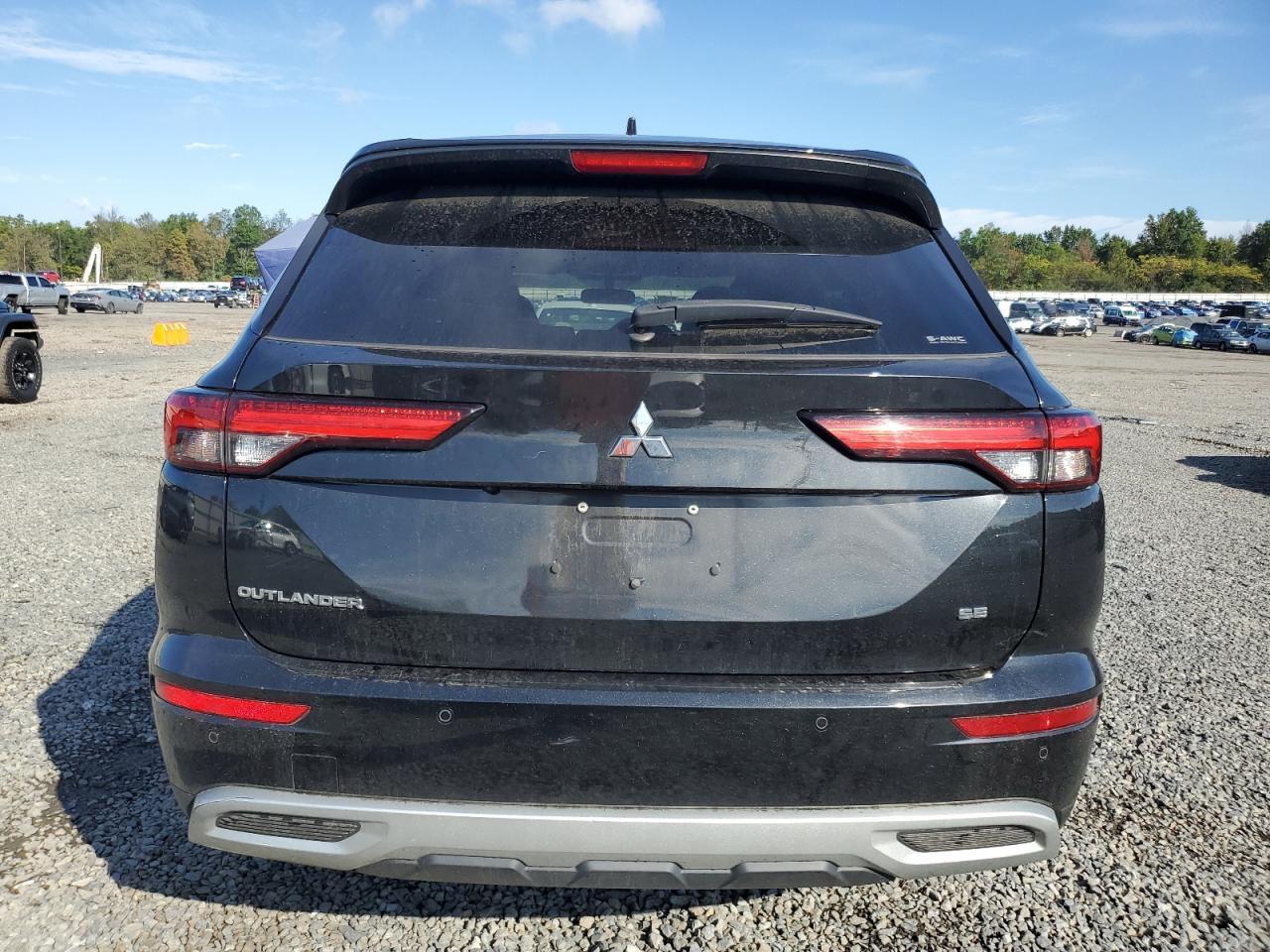 2022 MITSUBISHI outlander