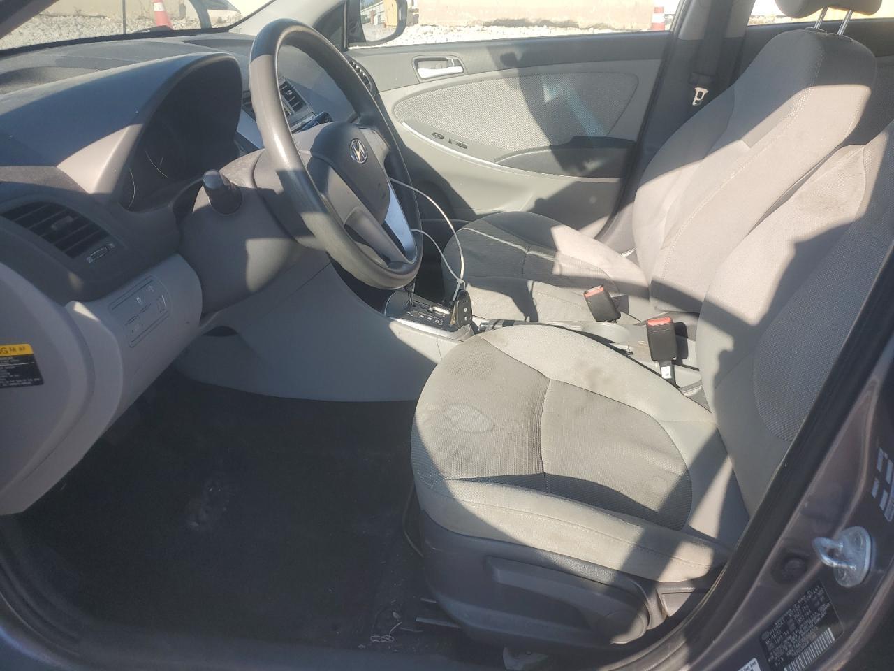 2013 HYUNDAI ACCENT