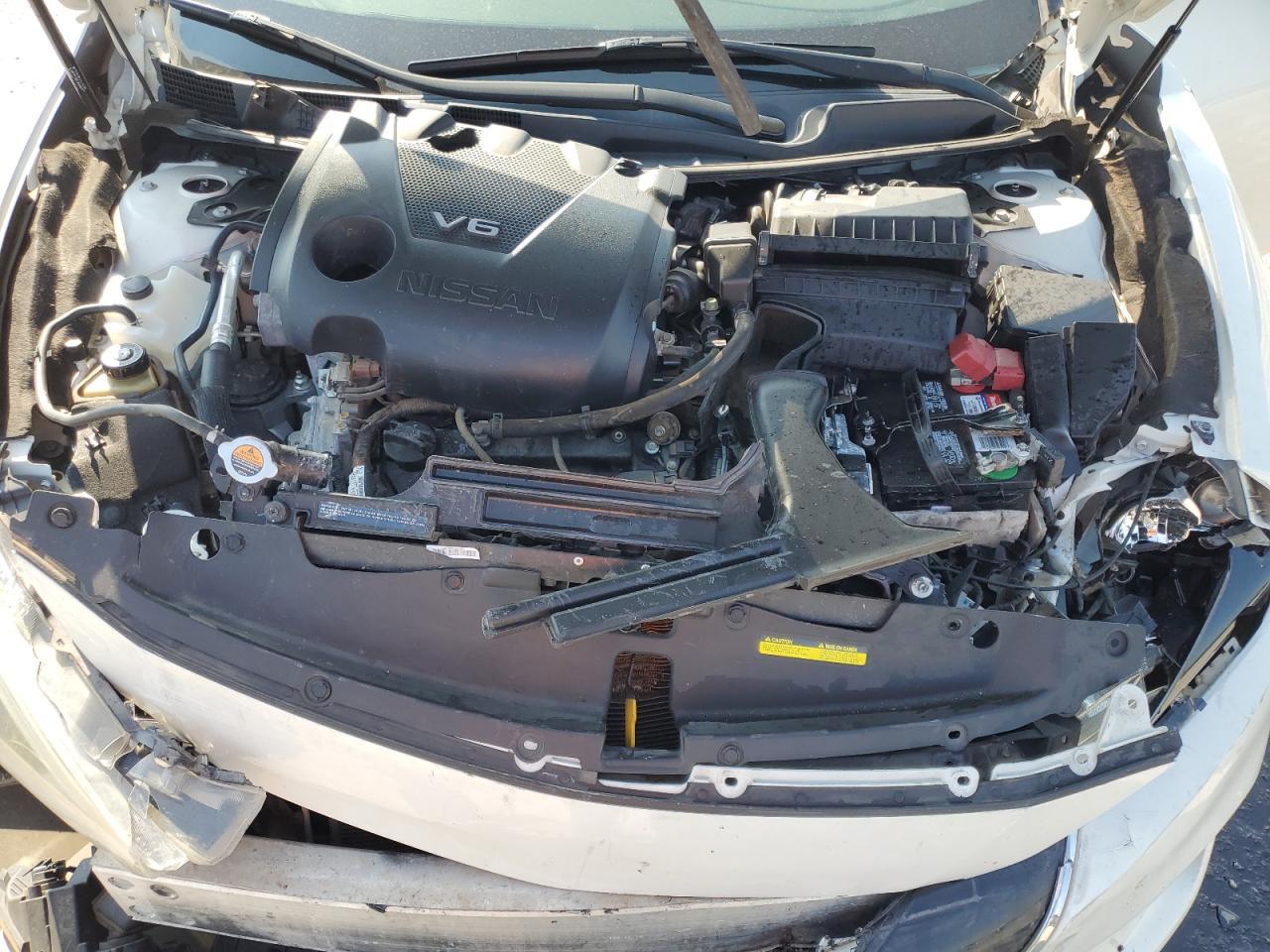 2017 NISSAN Maxima