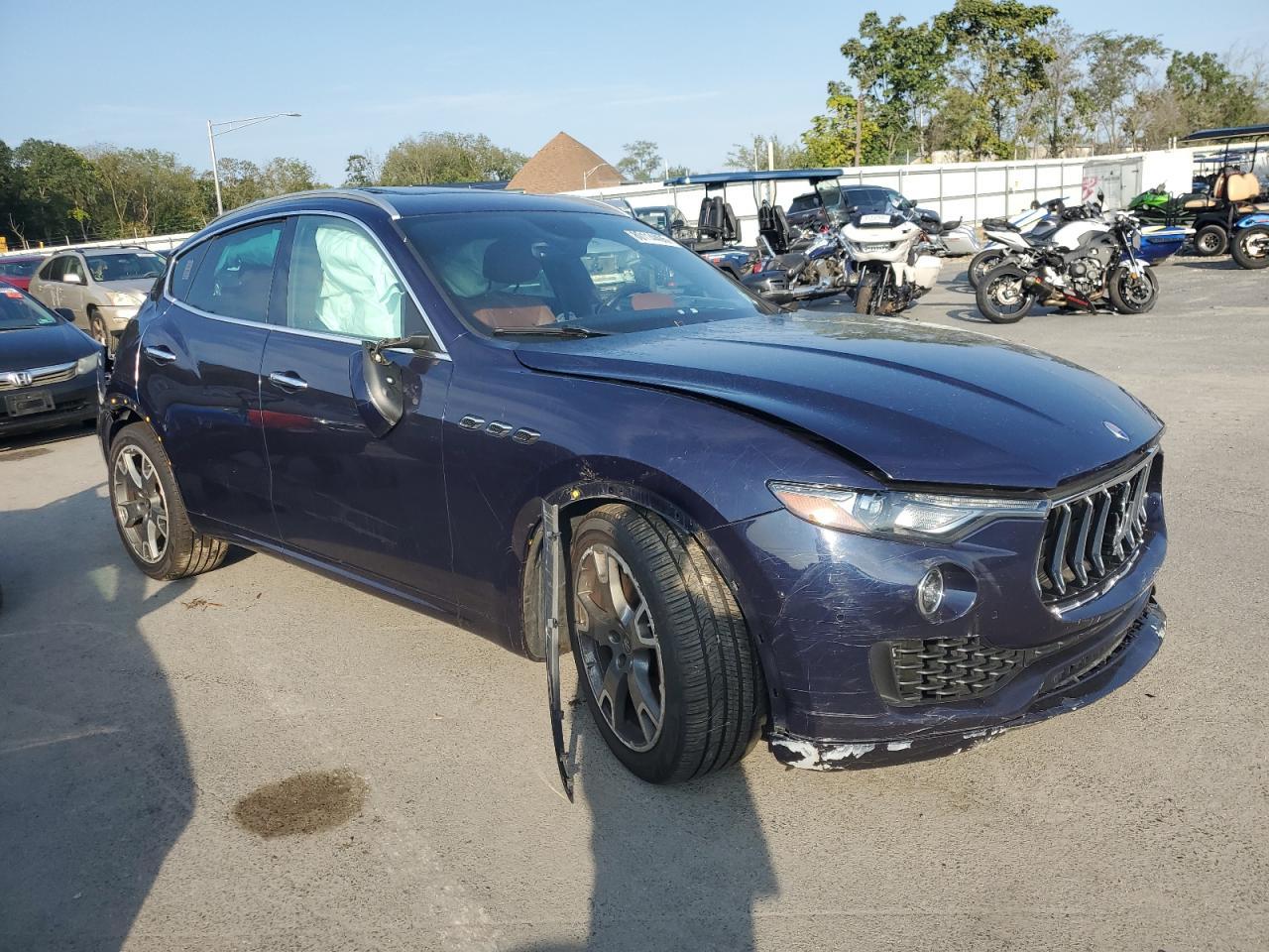 2021 MASERATI Levante
