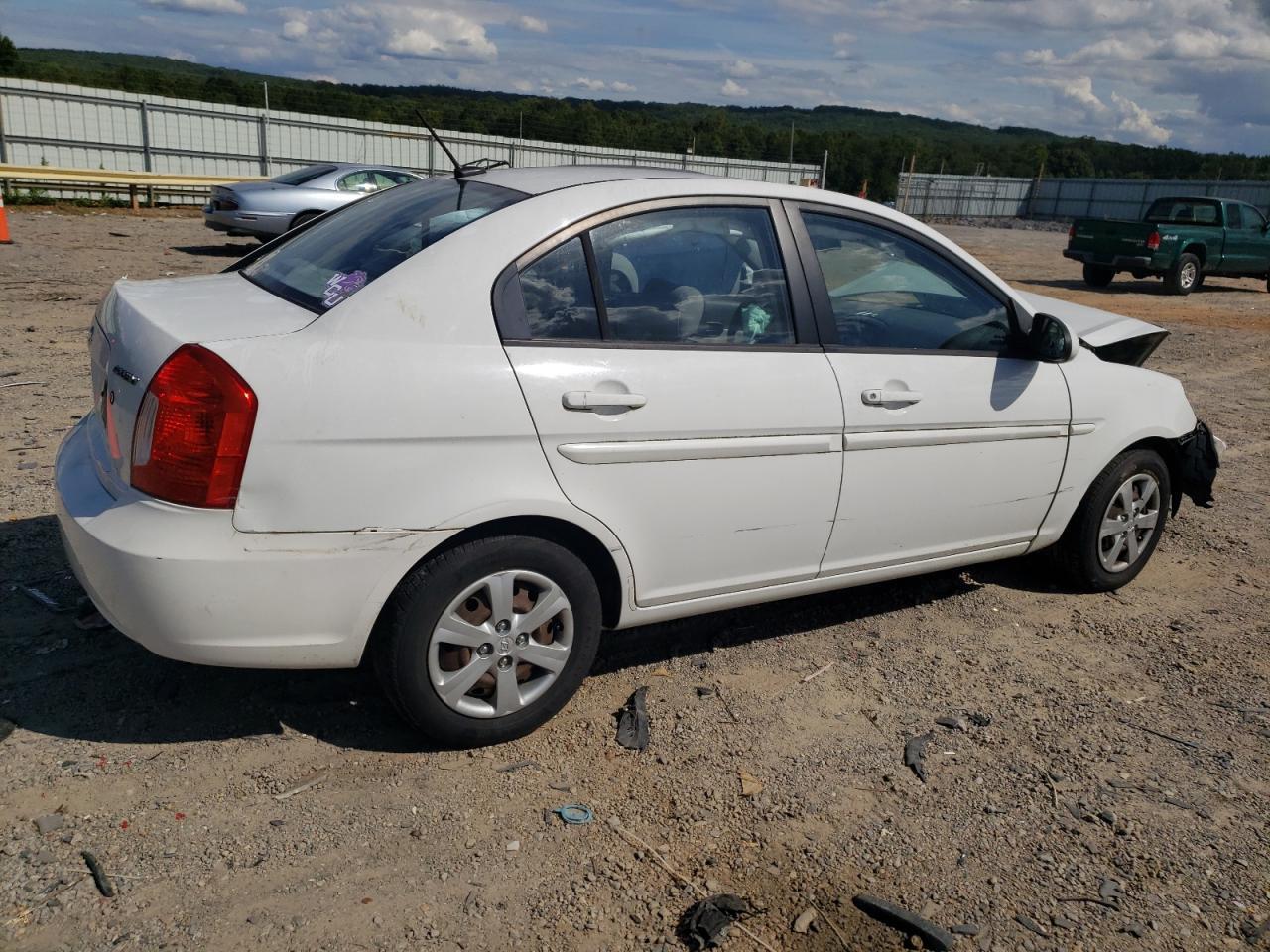 2009 HYUNDAI ACCENT
