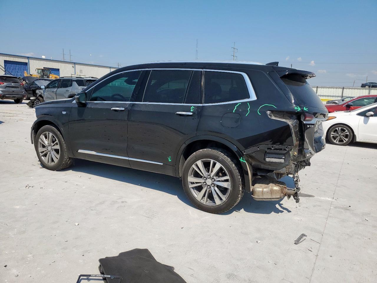 2021 CADILLAC XT6