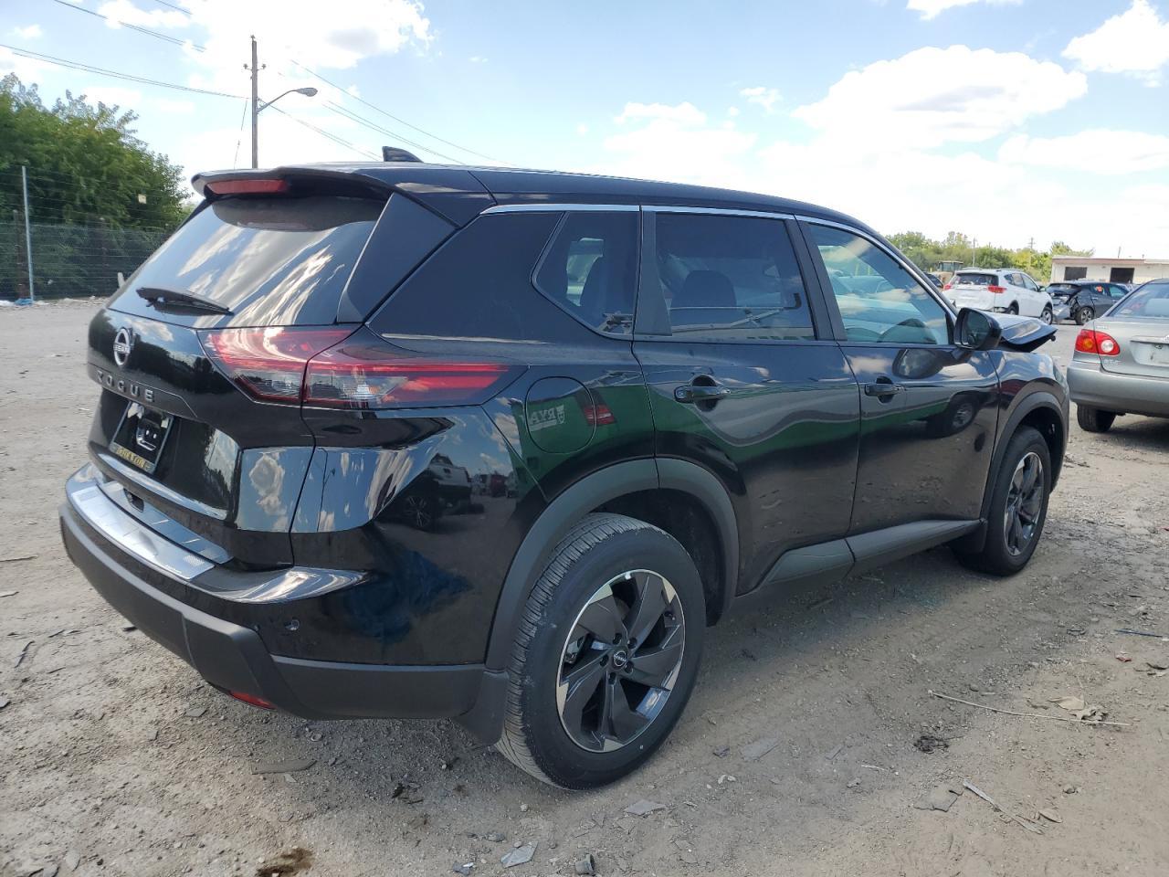 2025 NISSAN ROGUE