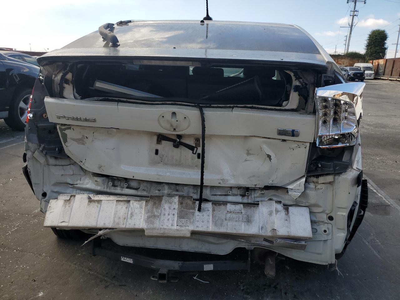 2011 TOYOTA PRIUS