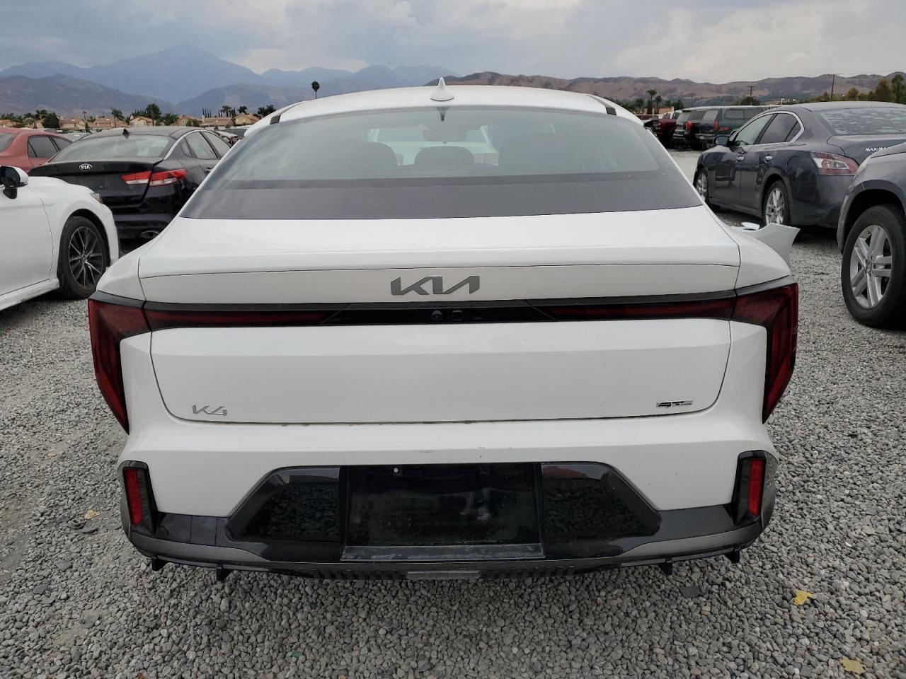 2025 KIA K4