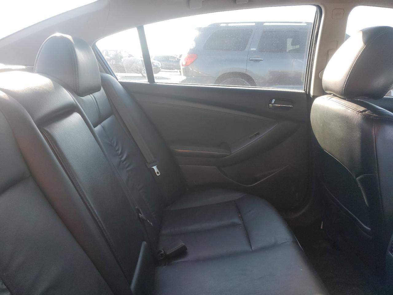 2012 NISSAN ALTIMA