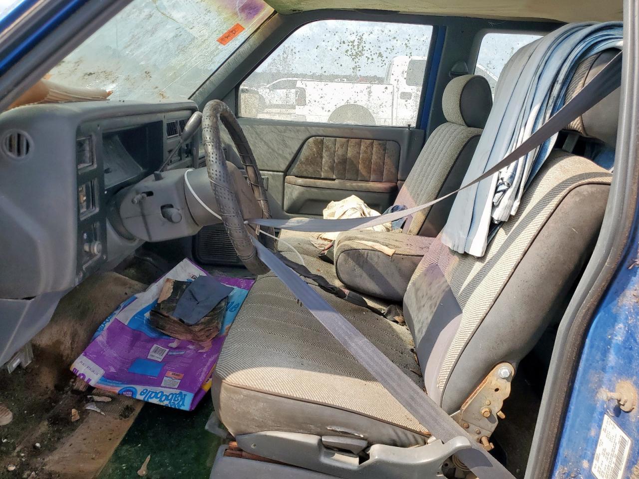 1993 DODGE Dakota