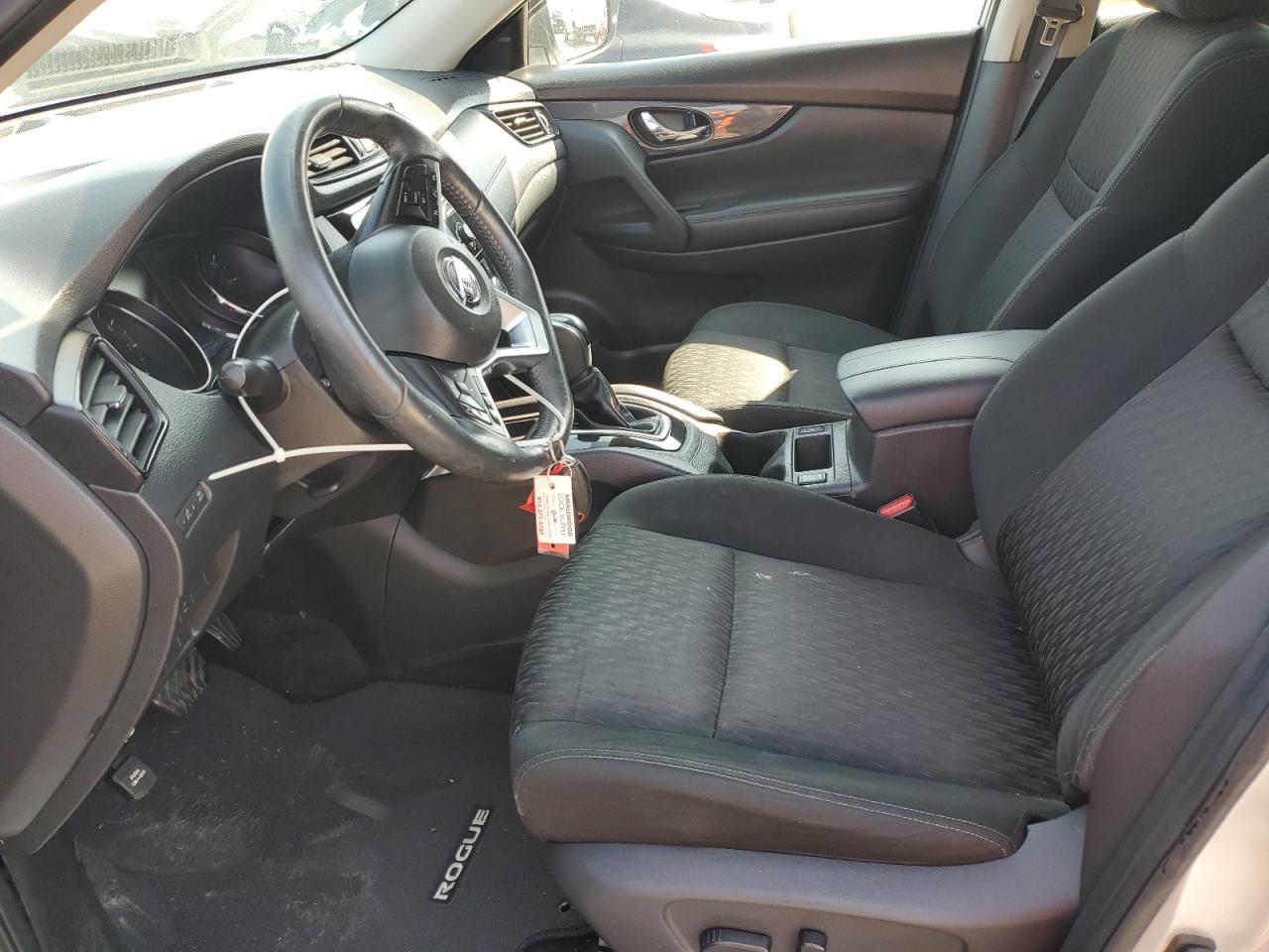 2017 NISSAN ROGUE
