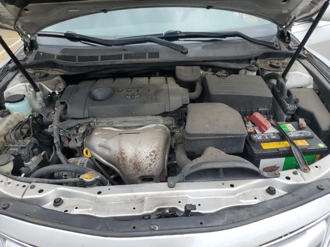 2011 TOYOTA CAMRY