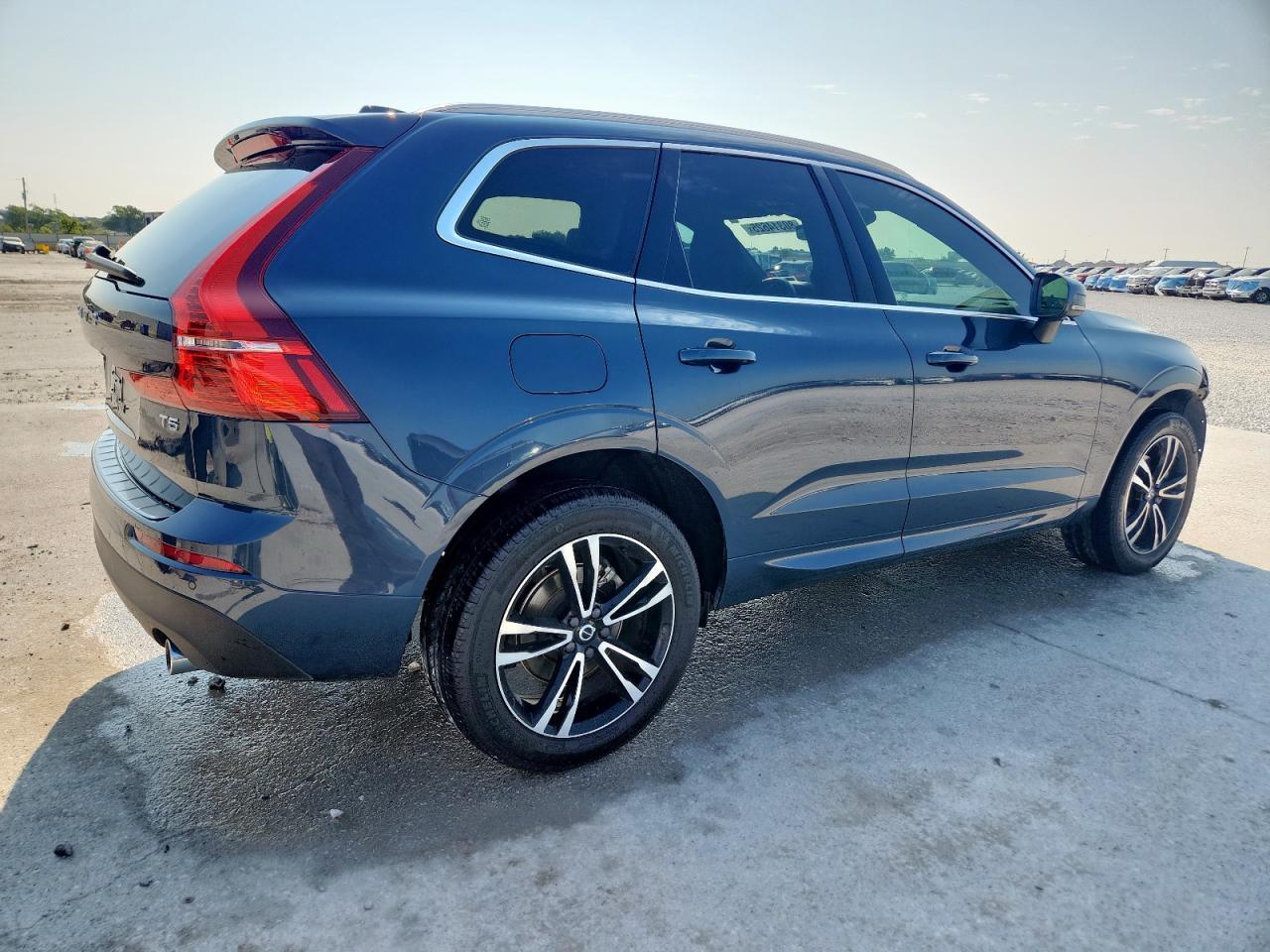 2021 VOLVO XC60