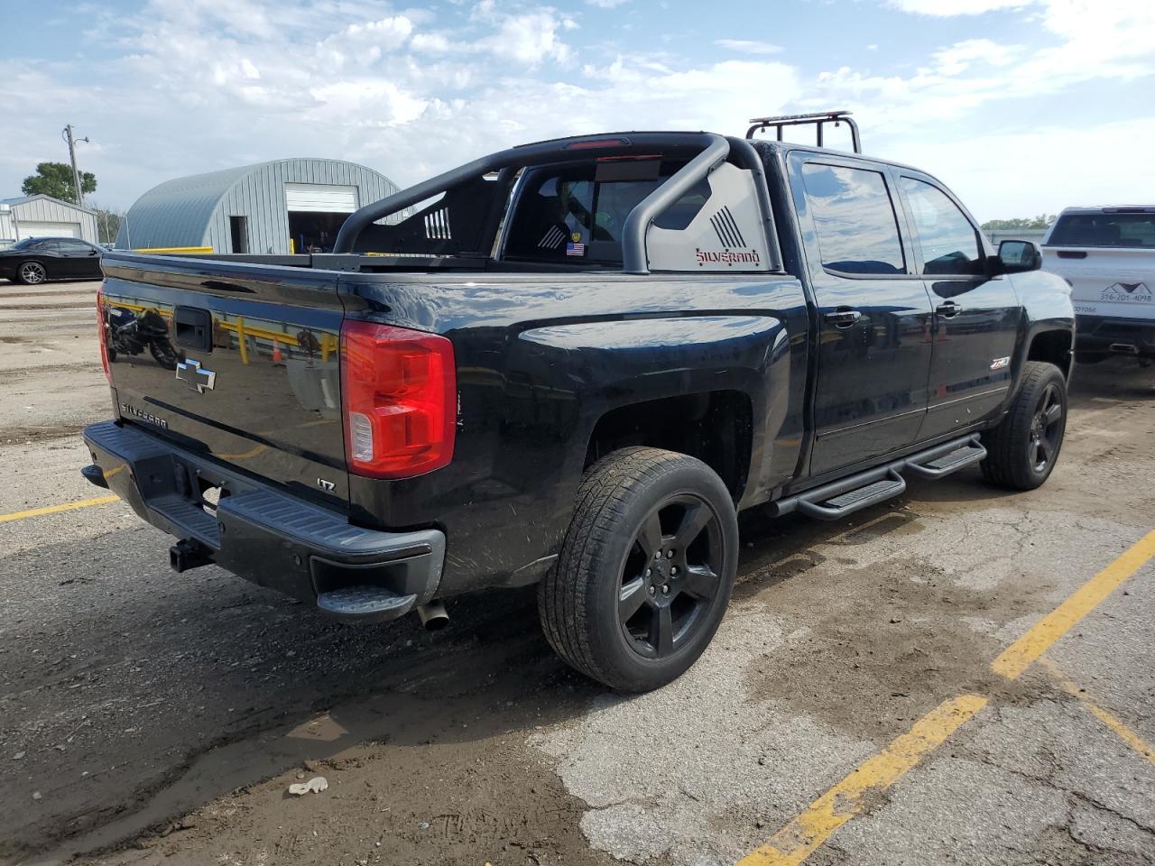 2017 CHEVROLET Silverado