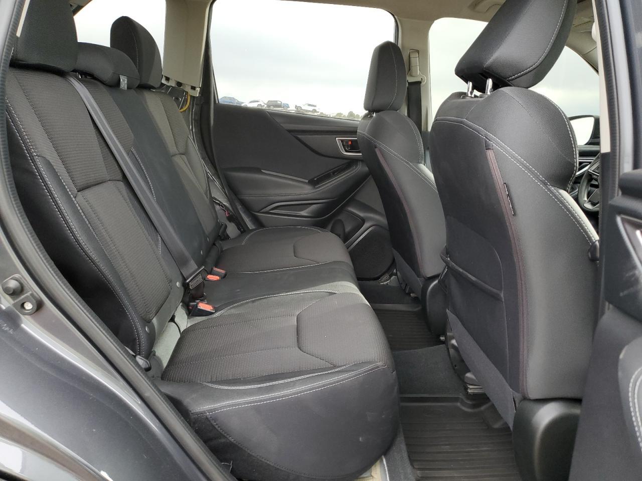 2021 SUBARU FORESTER