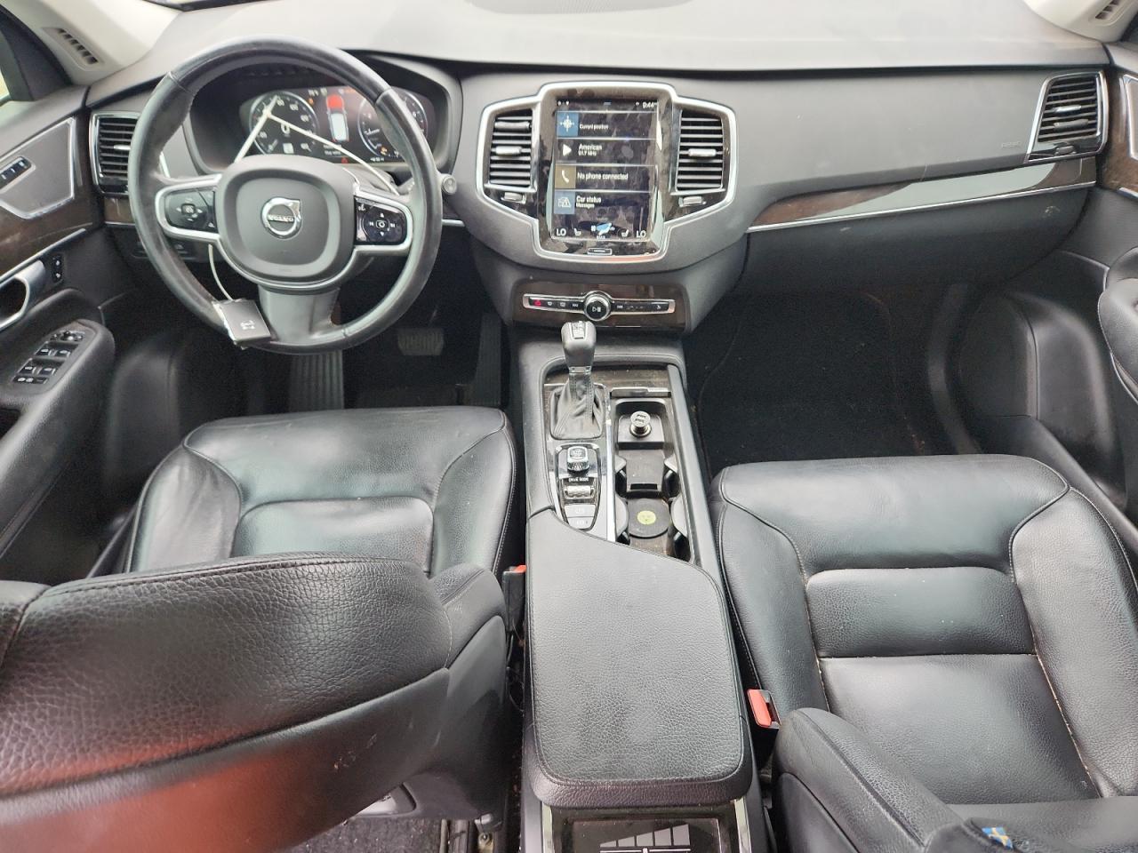 2018 VOLVO XC90