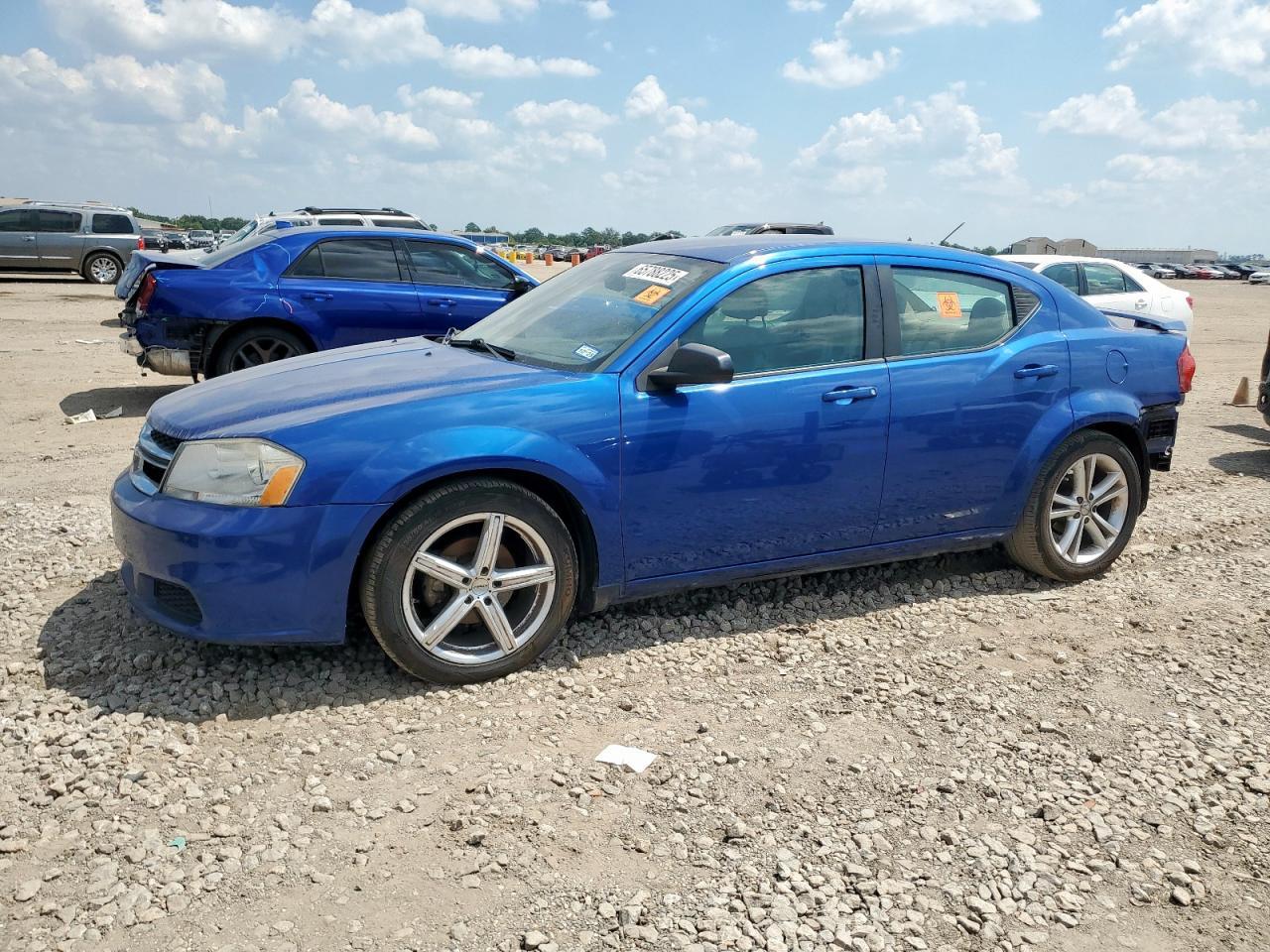 2012 DODGE Avenger
