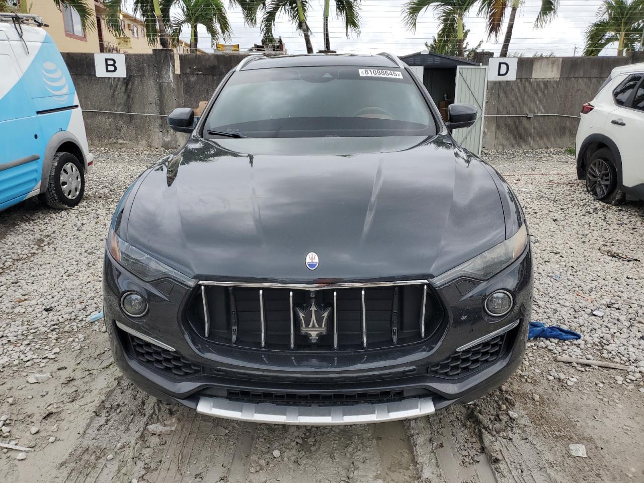 2019 MASERATI Levante