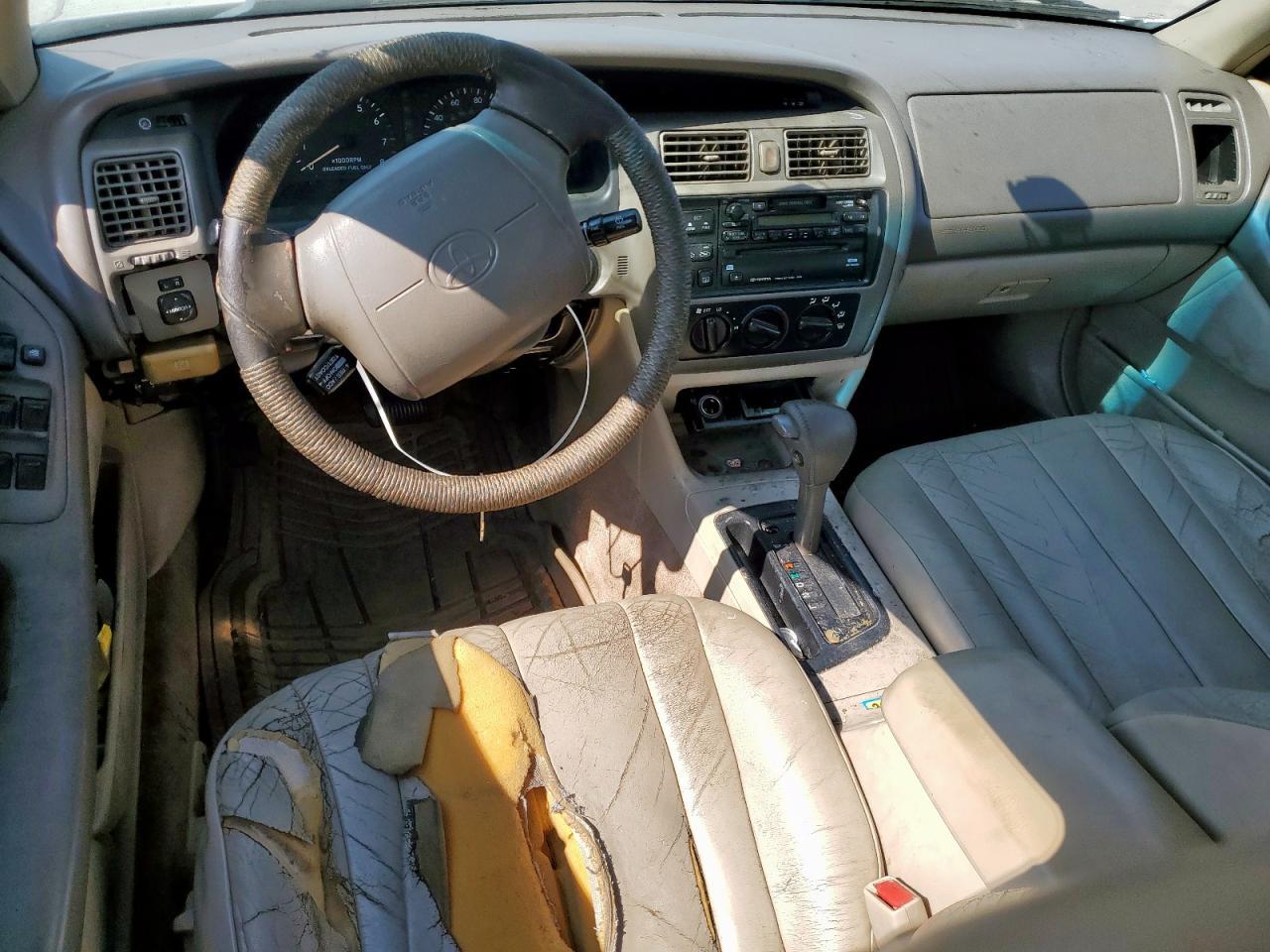 1998 TOYOTA Avalon