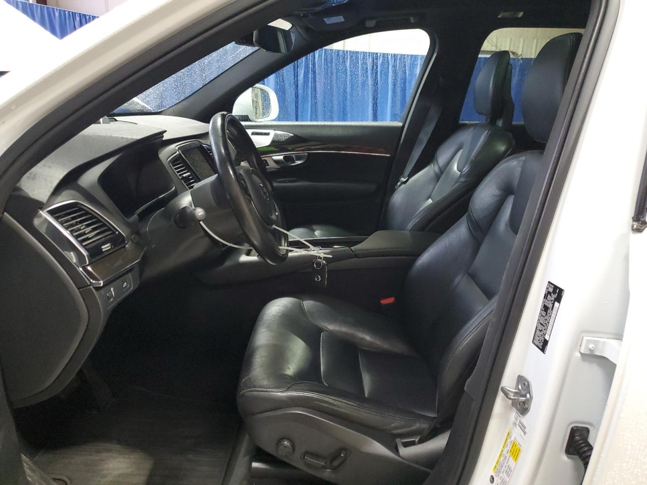 2018 VOLVO XC90