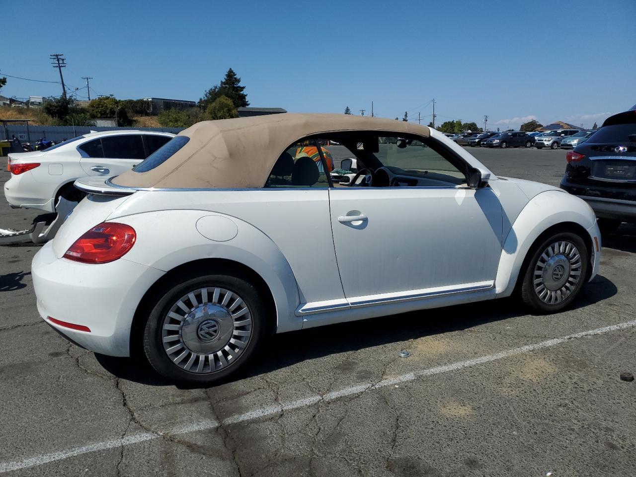 2013 VOLKSWAGEN Beetle