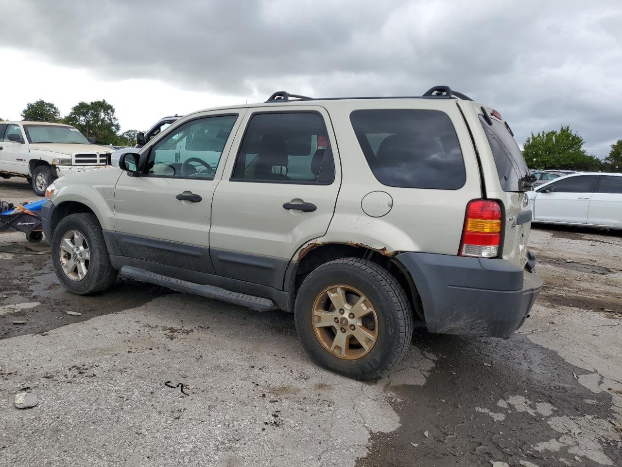 2006 FORD ESCAPE