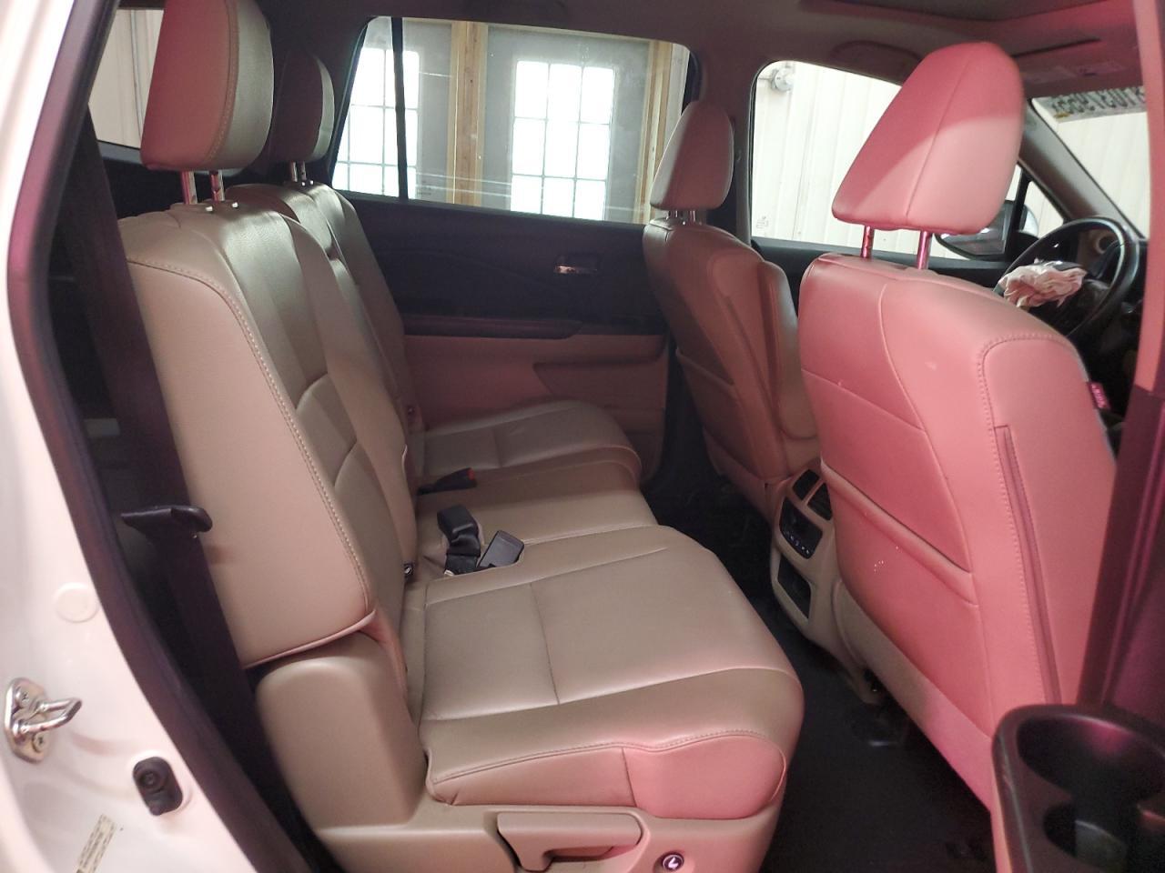 2016 HONDA PILOT