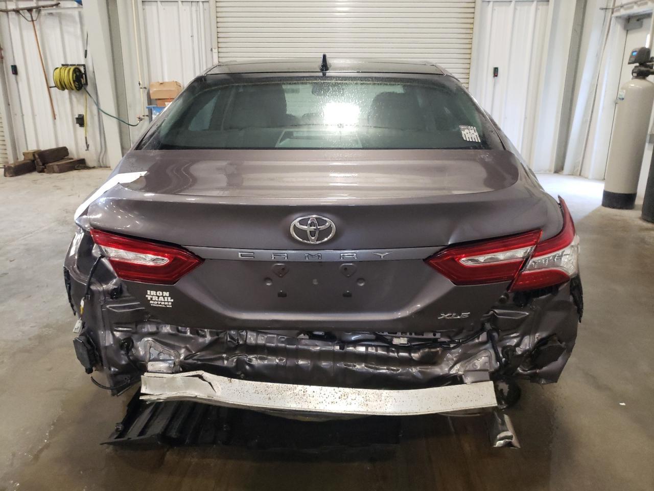 2018 TOYOTA CAMRY