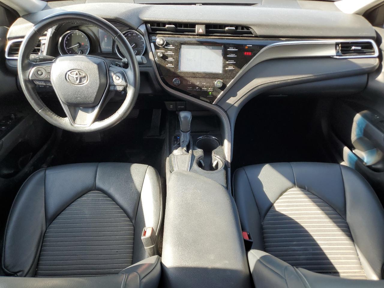 2018 TOYOTA CAMRY
