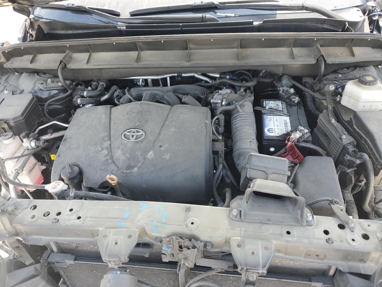 2021 TOYOTA HIGHLANDER