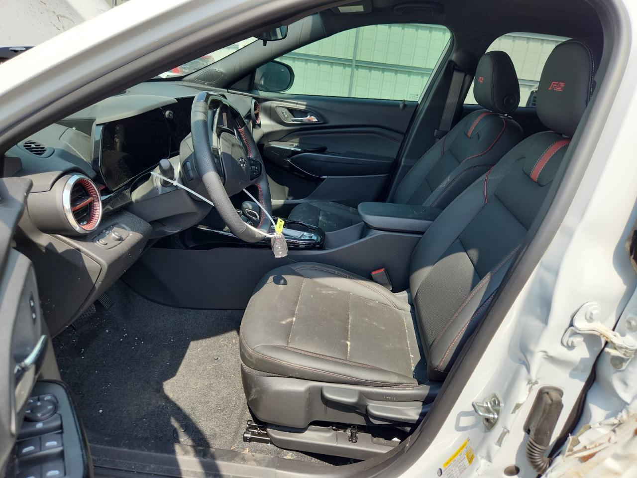 2025 CHEVROLET TRAX