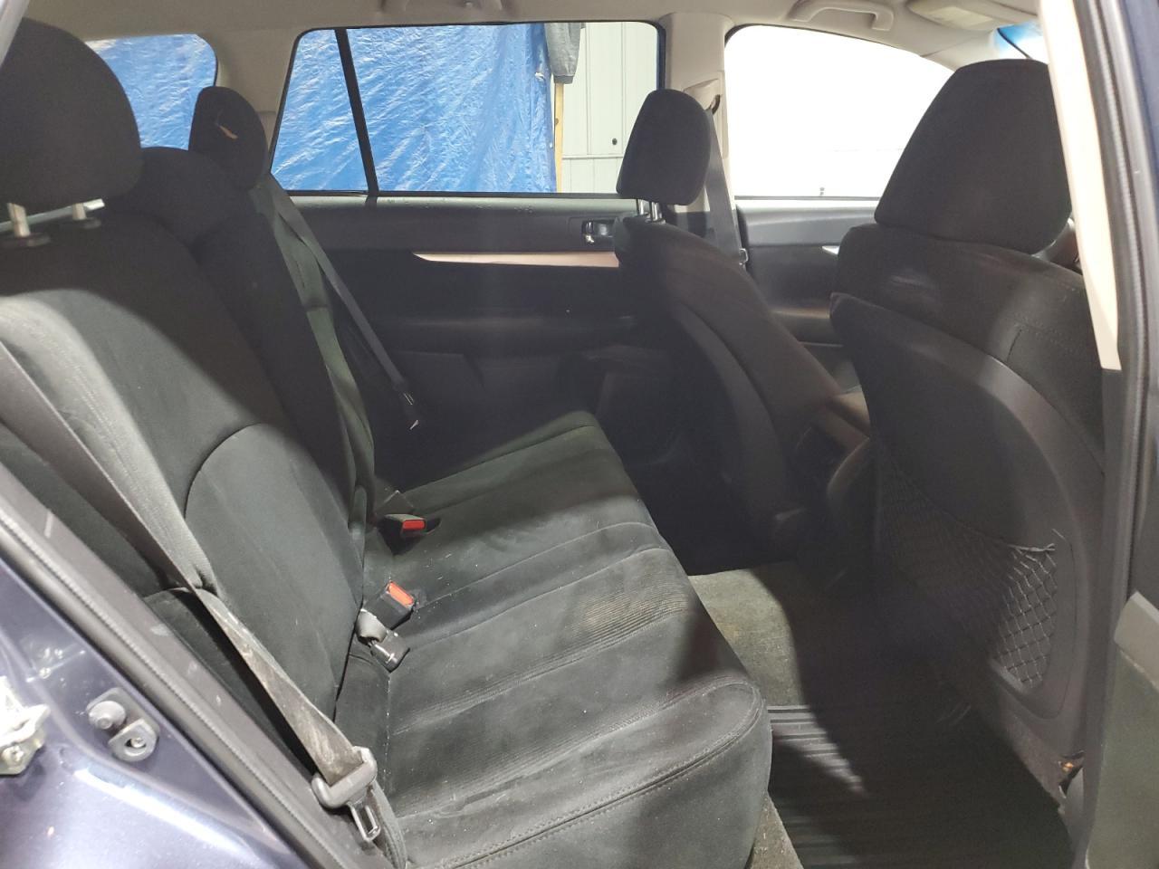 2013 SUBARU Outback