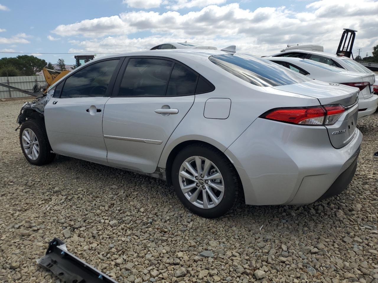 2025 TOYOTA COROLLA
