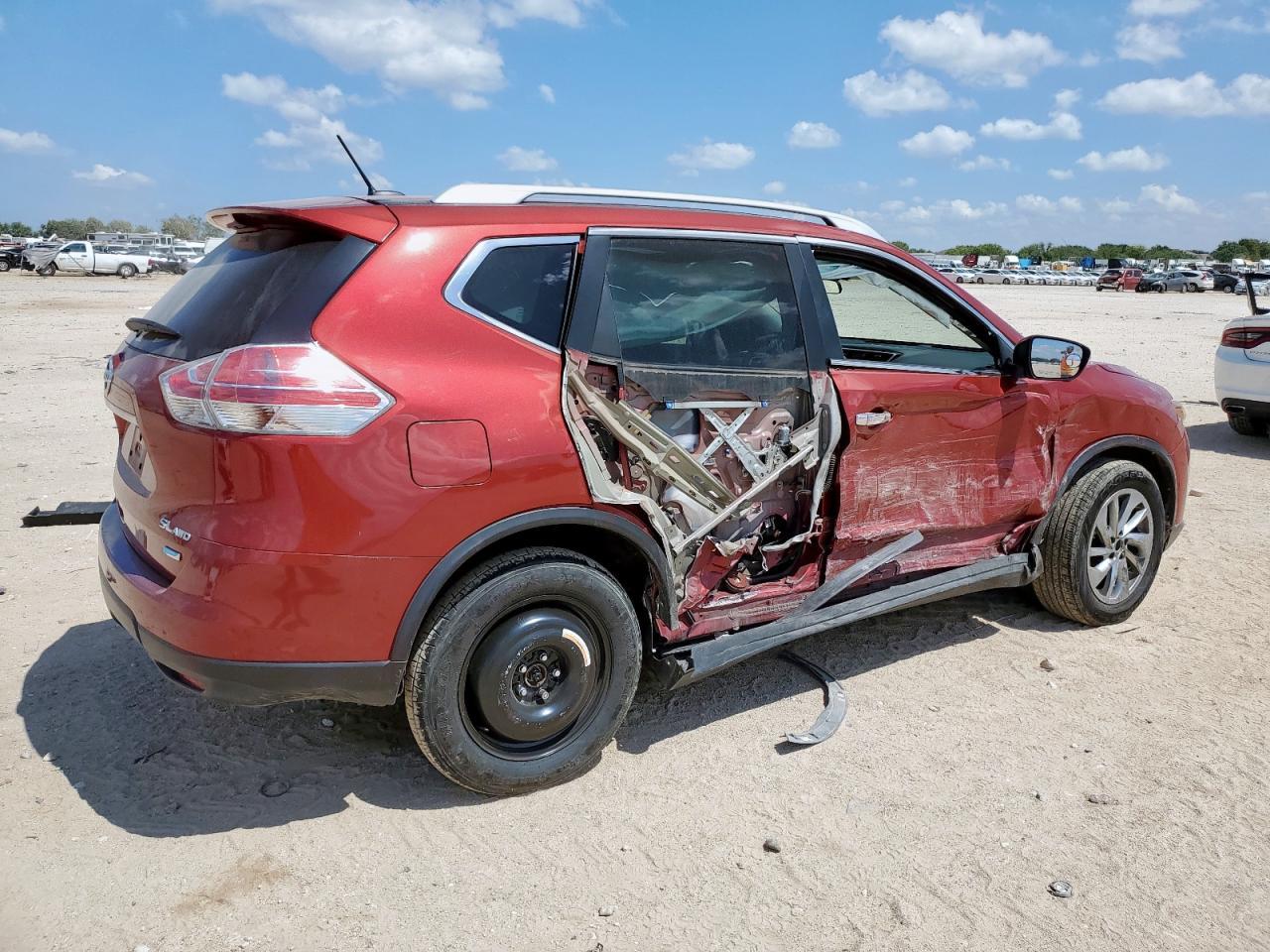 2014 NISSAN ROGUE