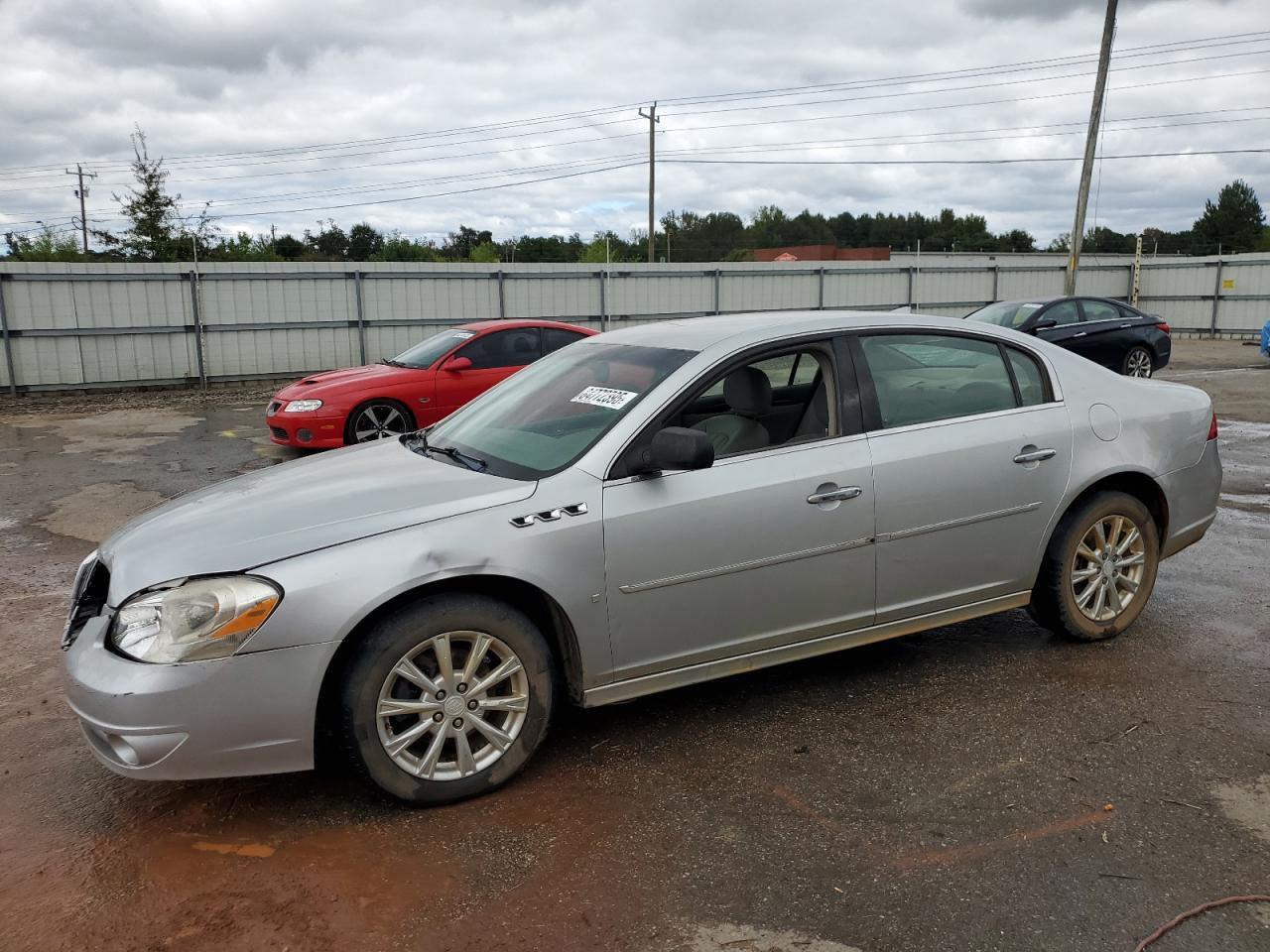 2010 BUICK Lucerne