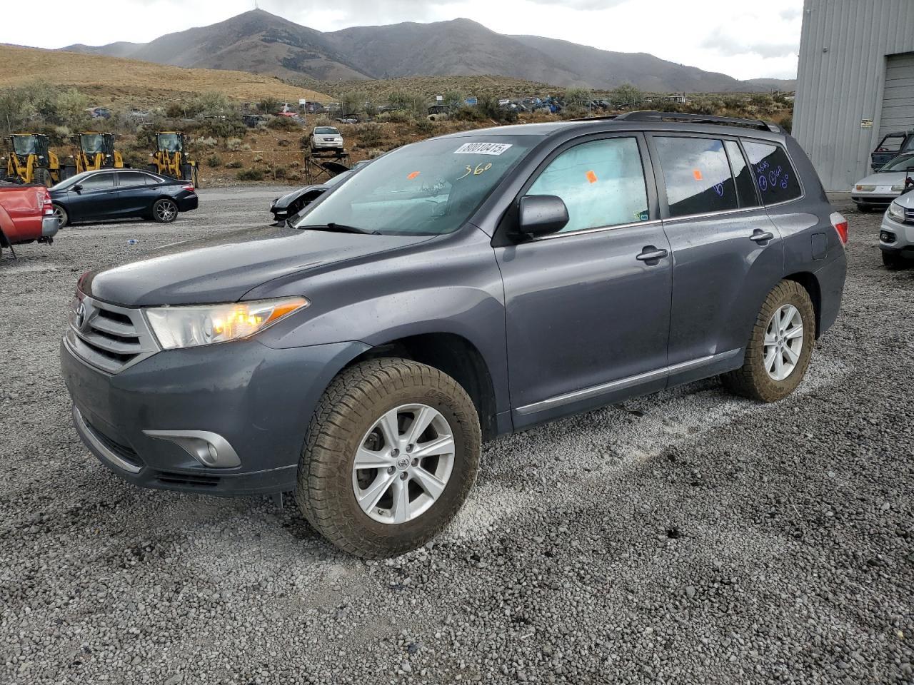 2013 TOYOTA HIGHLANDER