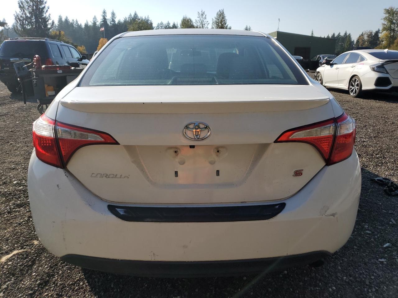 2016 TOYOTA COROLLA