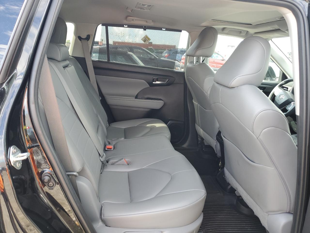 2023 TOYOTA HIGHLANDER