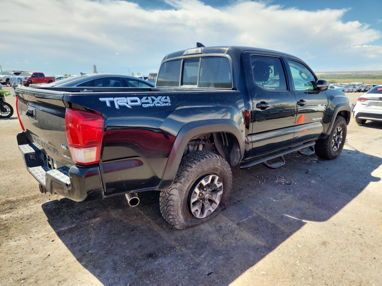 2016 TOYOTA TACOMA