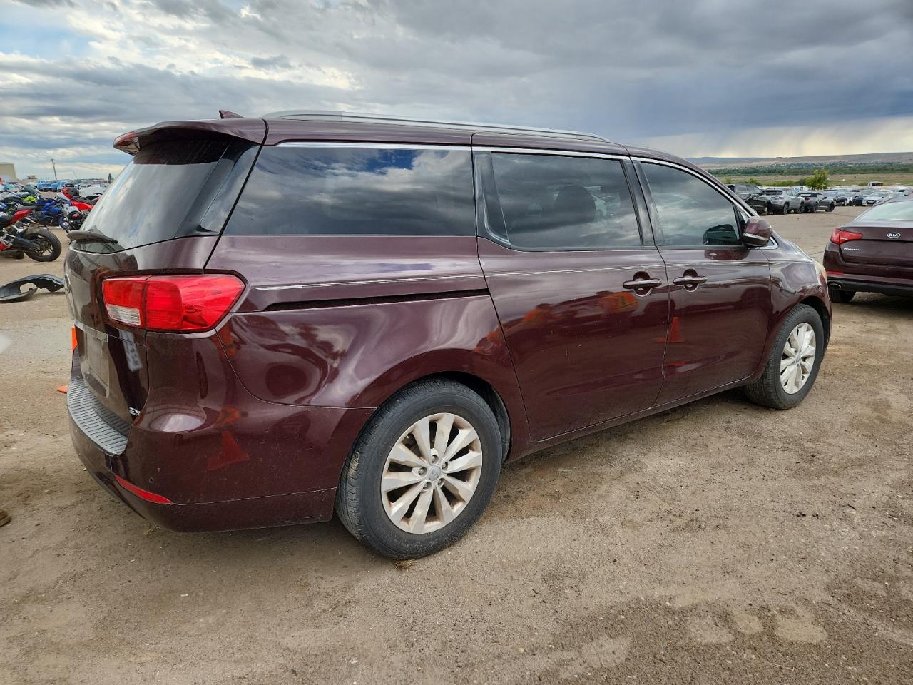 2015 KIA SEDONA