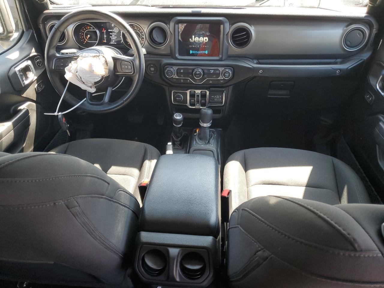 2022 JEEP Gladiator