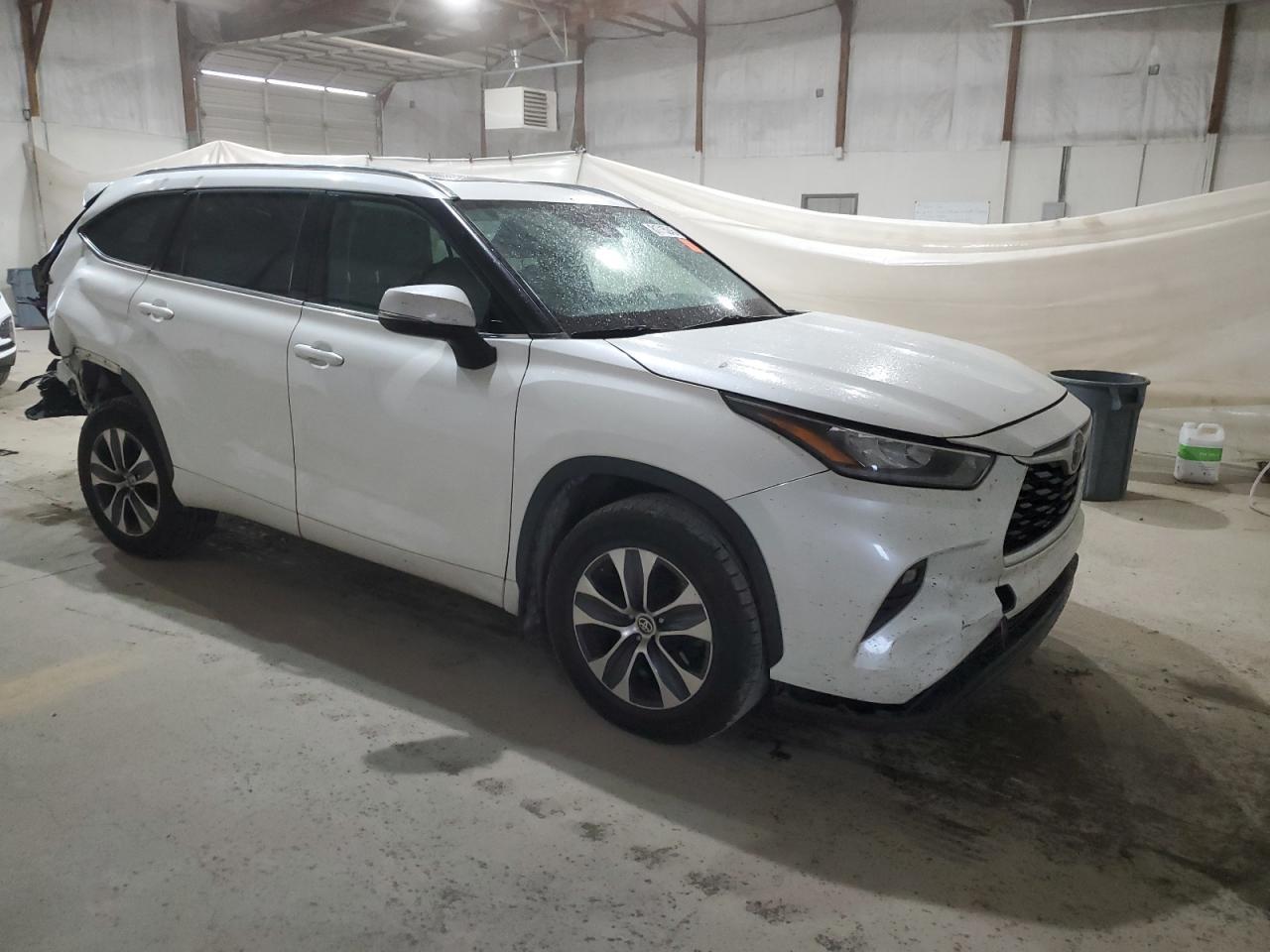2020 TOYOTA HIGHLANDER