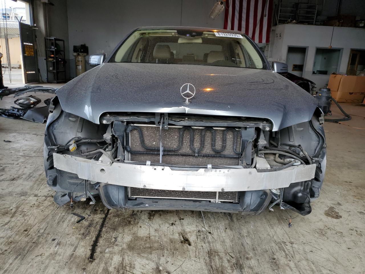 2011 MERCEDES-BENZ E-Class
