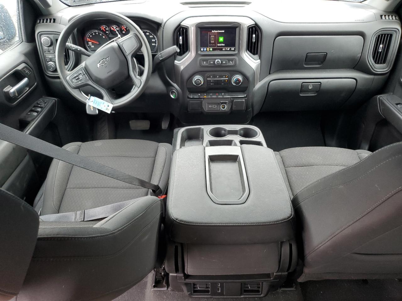 2024 CHEVROLET Silverado