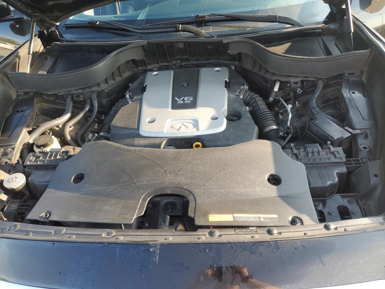 2012 INFINITI FX35