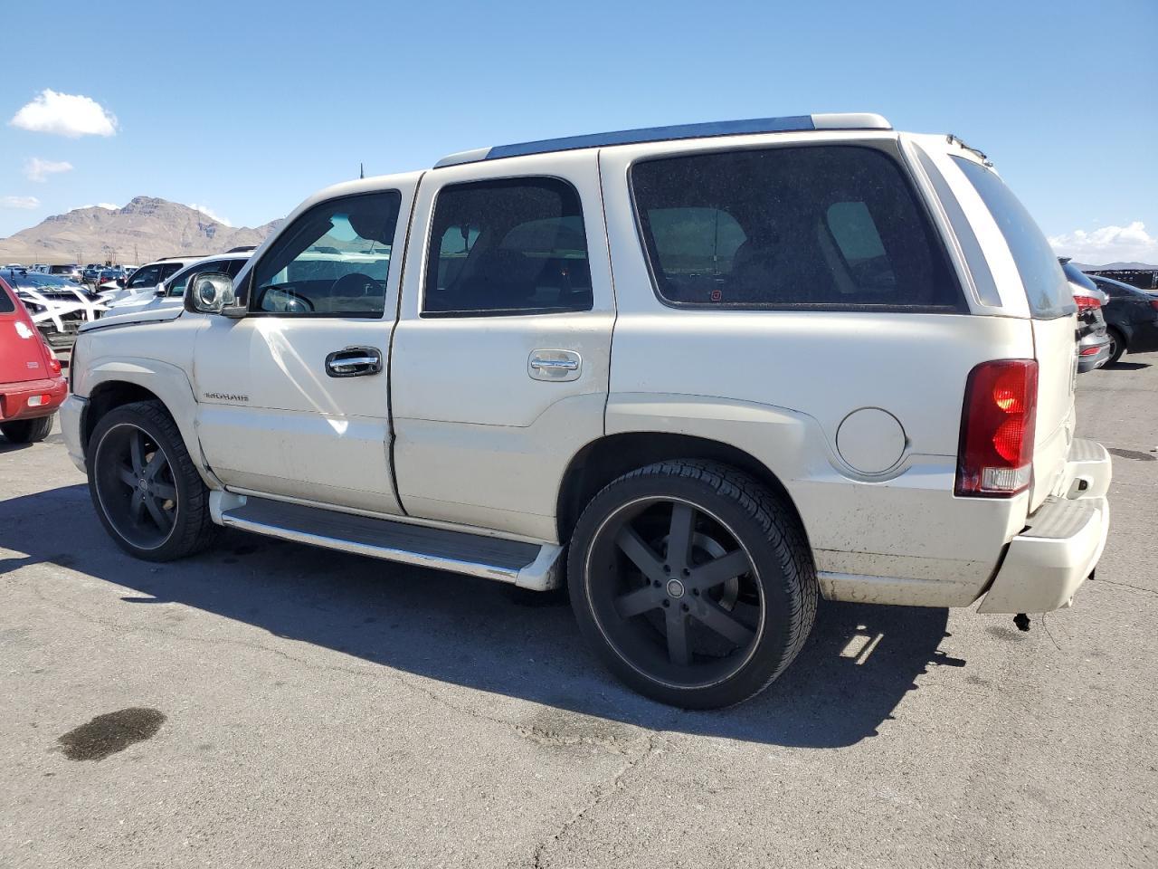 2003 CADILLAC ESCALADE