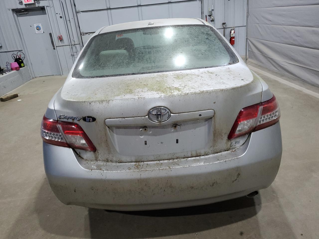 2011 TOYOTA CAMRY
