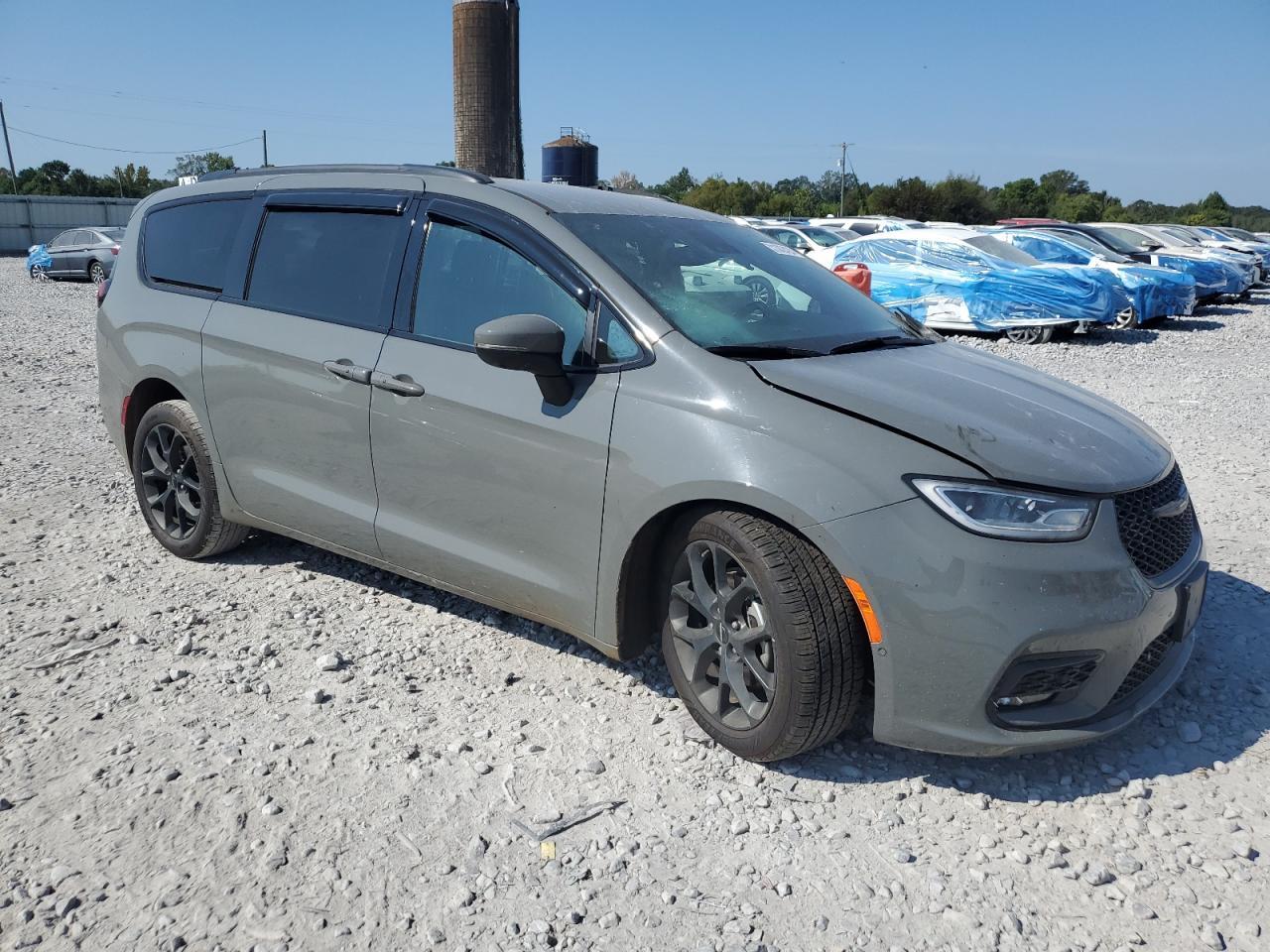 2023 CHRYSLER Pacifica