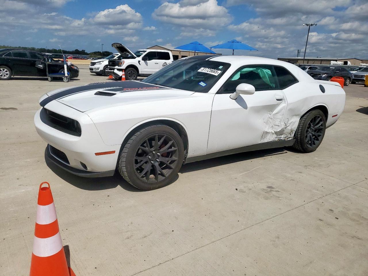 2019 DODGE Challenger