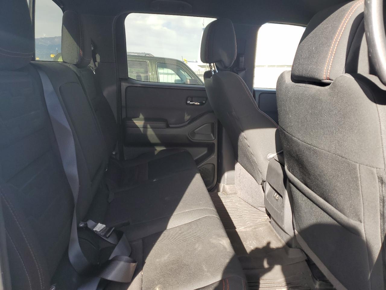 2023 NISSAN Frontier