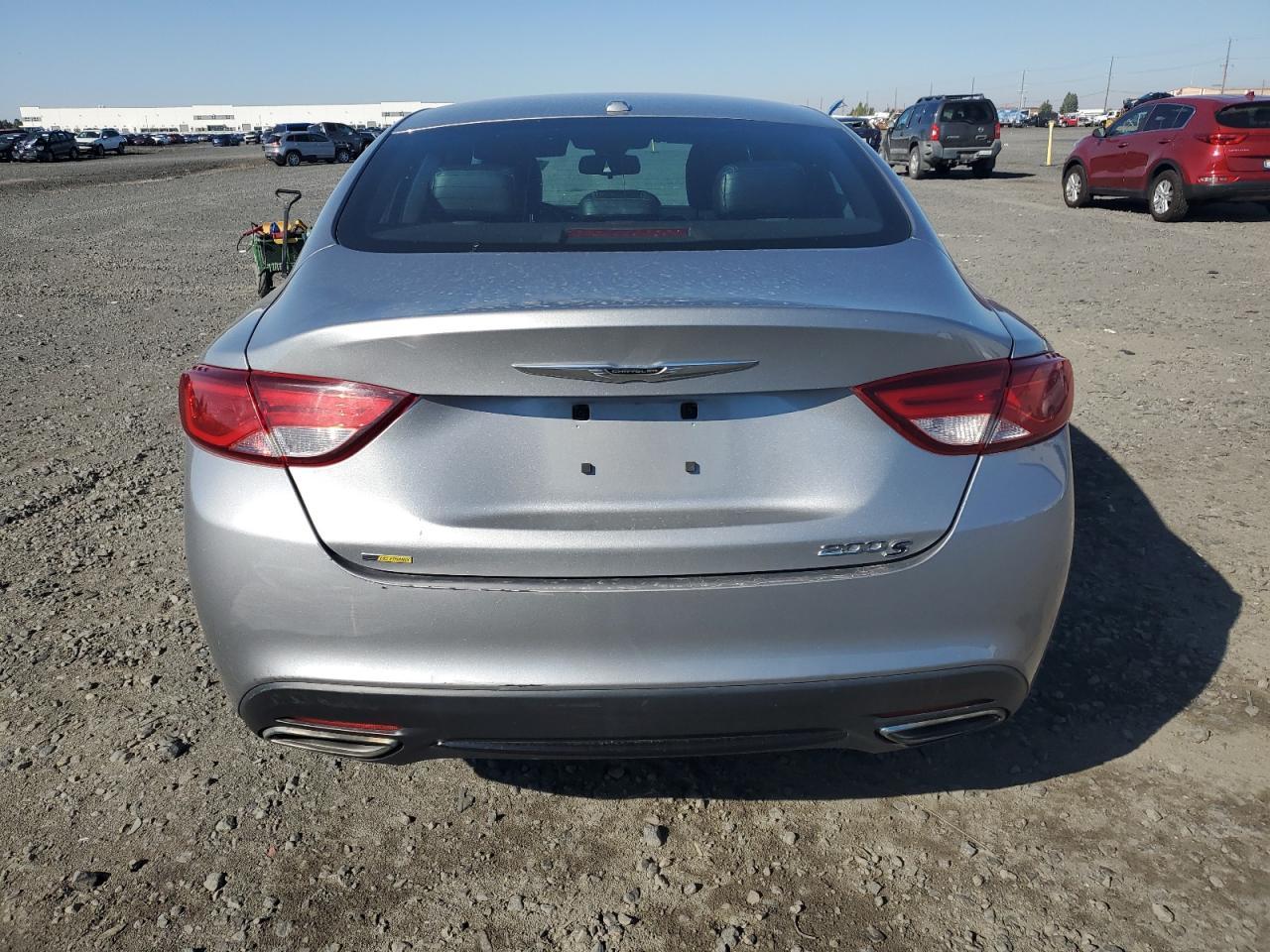 2015 CHRYSLER 200